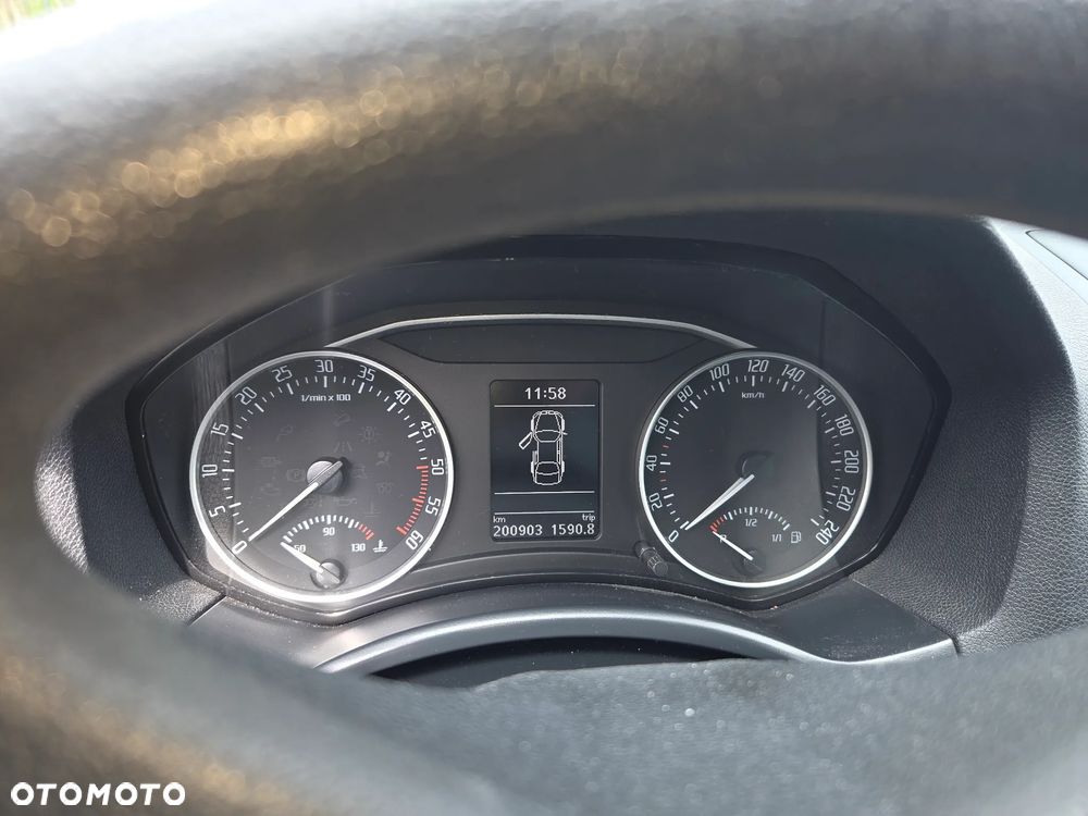 Skoda Octavia 1.6 TDI Ambiente - 1