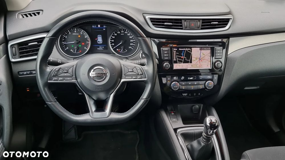 Nissan Qashqai 1.3 DIG-T N-Connecta - 29