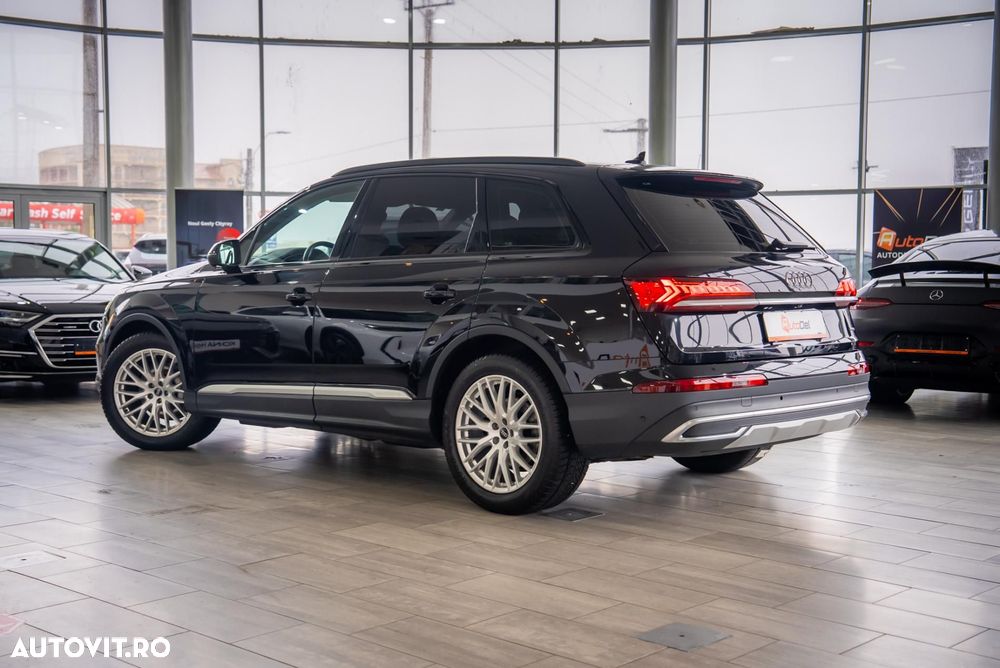 Audi Q7 - 10