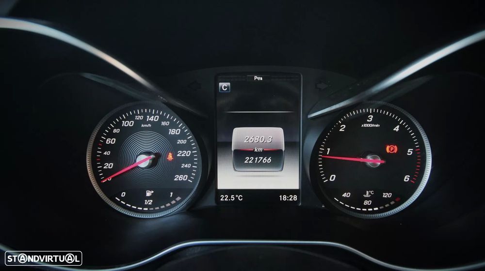 Mercedes-Benz C 200 d Exclusive - 22