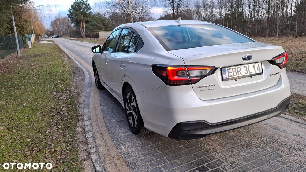 Subaru Legacy - 8