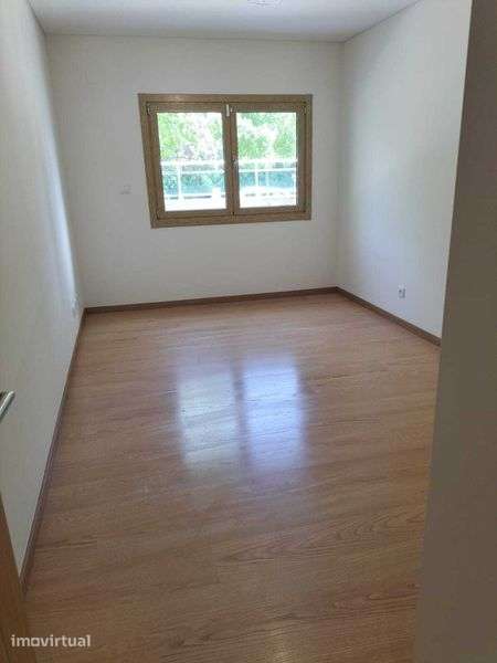 Apartamento T2 de Excelência | Urbanização Malvarosa | Alverca - Grande imagem: 3/12