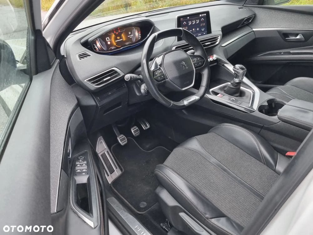 Peugeot 5008 - 20