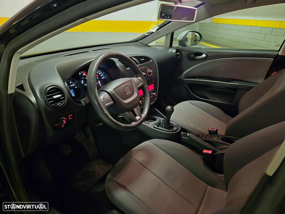 SEAT Leon 1.6 TDI DPF E-Ecomotive Style - 21