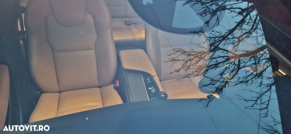 Volvo V90 D4 - 2