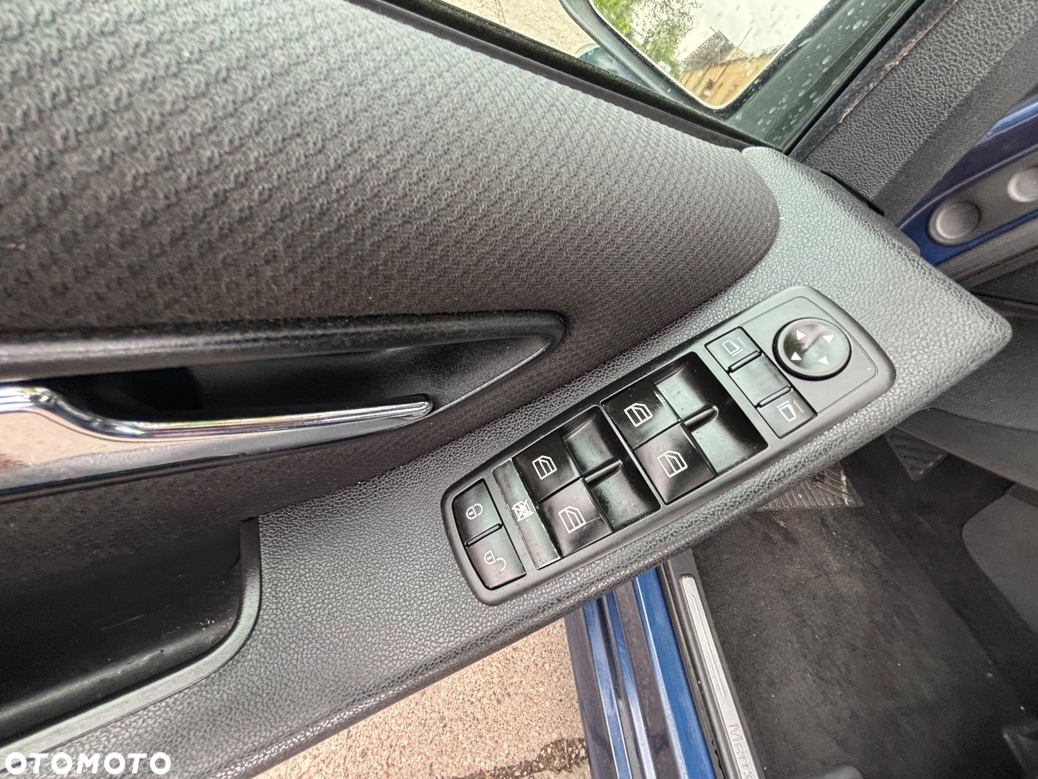 Mercedes-Benz Klasa B 180 CDI Autotronic Special Edition - 13