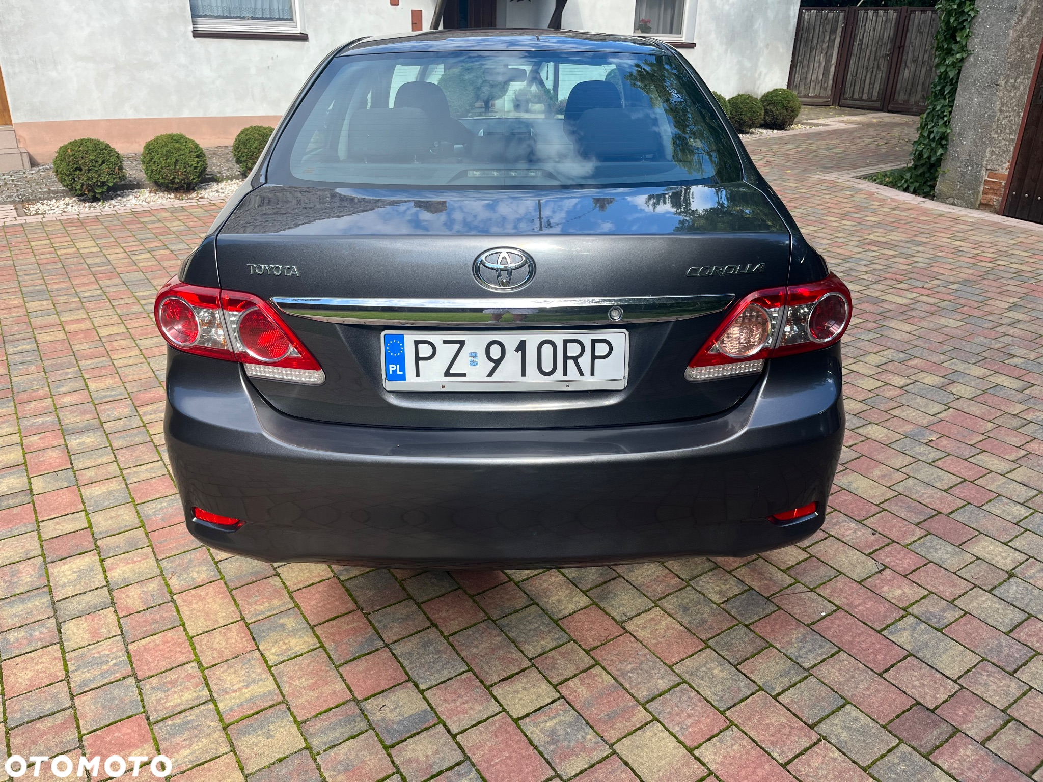 Toyota Corolla - 5