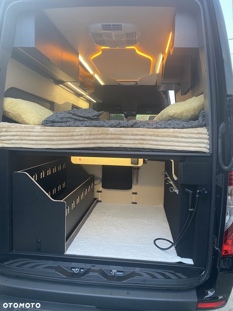 Mercedes-Benz SPRINTER - 16