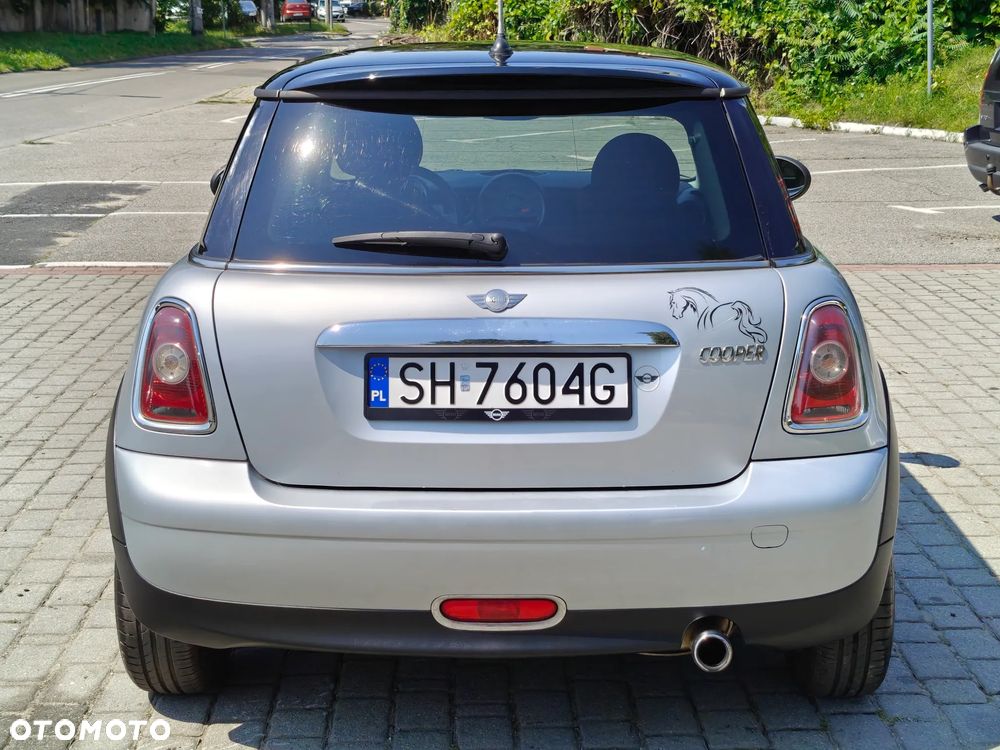 MINI Cooper 50 Mayfair - 16