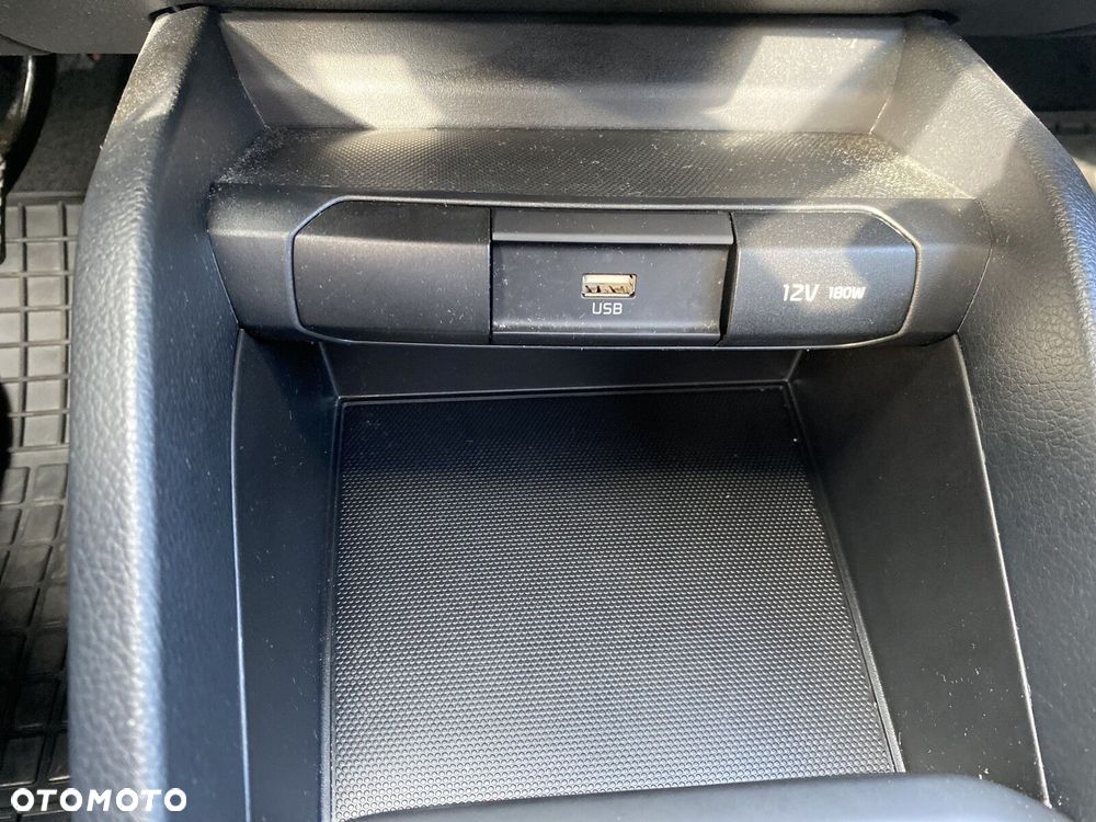 Kia Stonic - 25