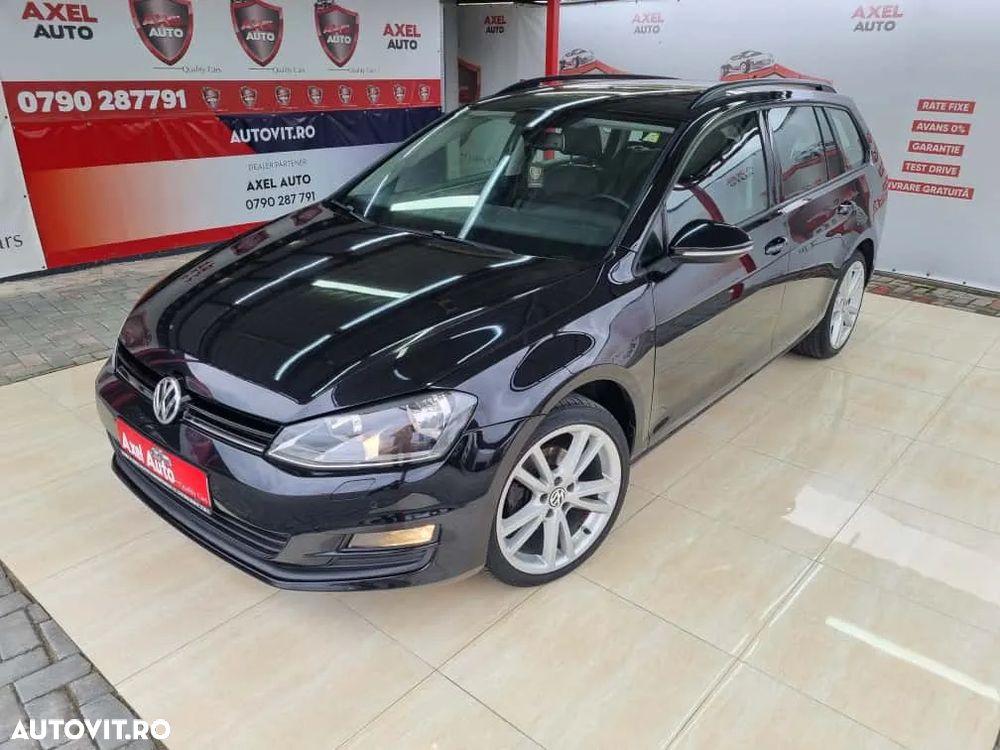 Volkswagen Golf - 1