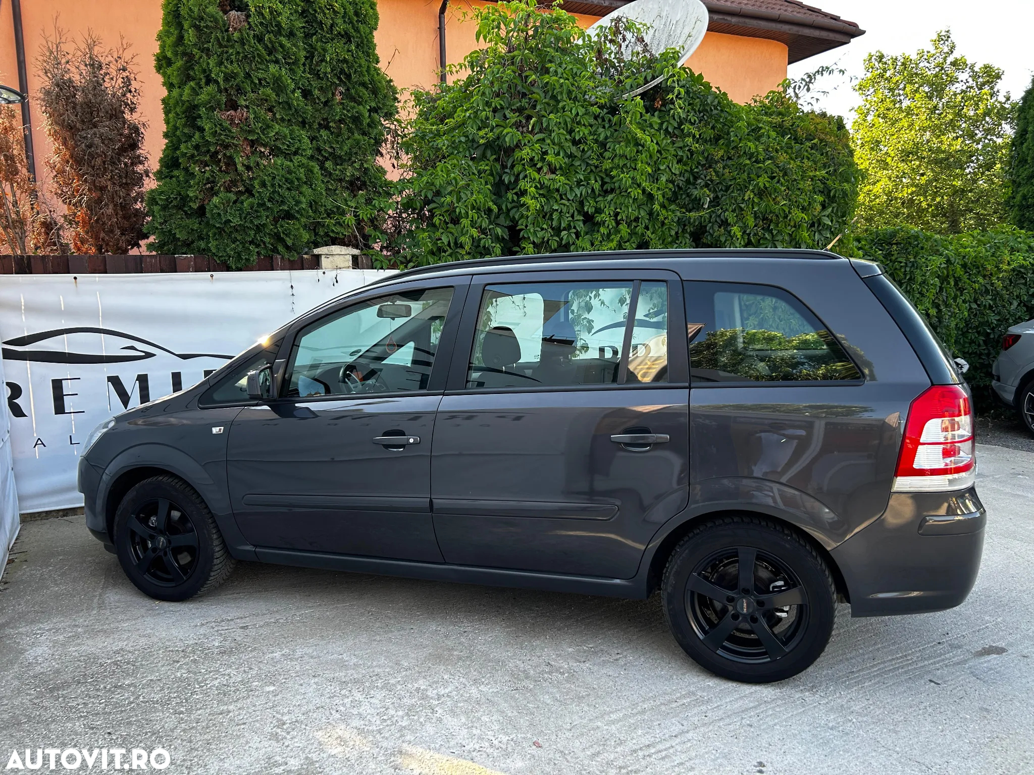 Opel Zafira 1.8 ECOTEC Enjoy - 12