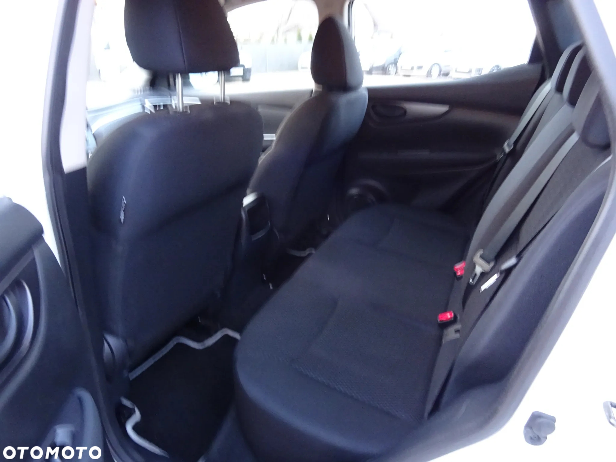 Nissan Qashqai - 12