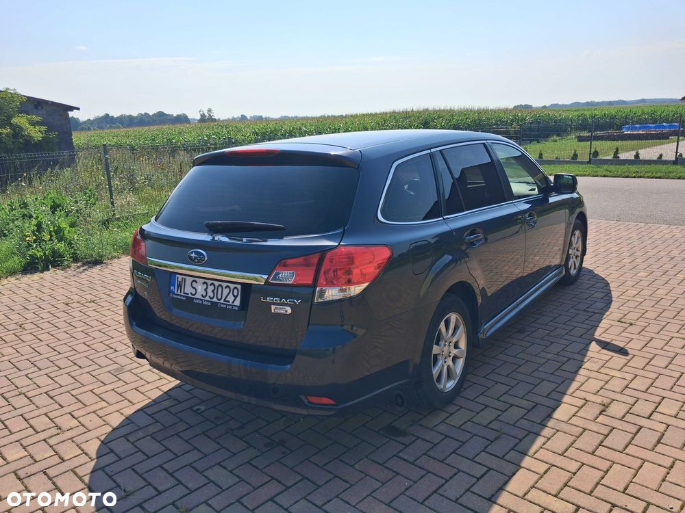 Subaru Legacy - 3
