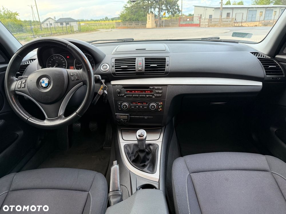 BMW Seria 1 - 23