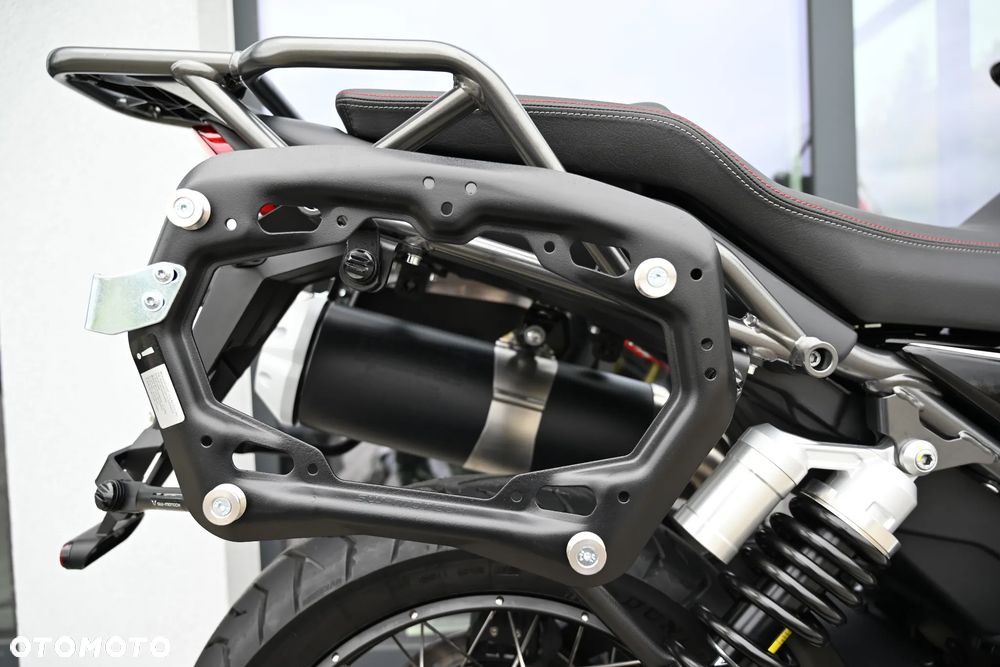 Moto Guzzi V85 - 36