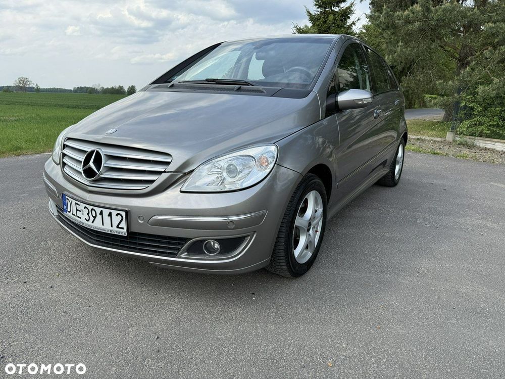 Mercedes-Benz Klasa B 150 Special Edition - 36