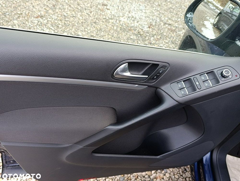 Volkswagen Tiguan - 17