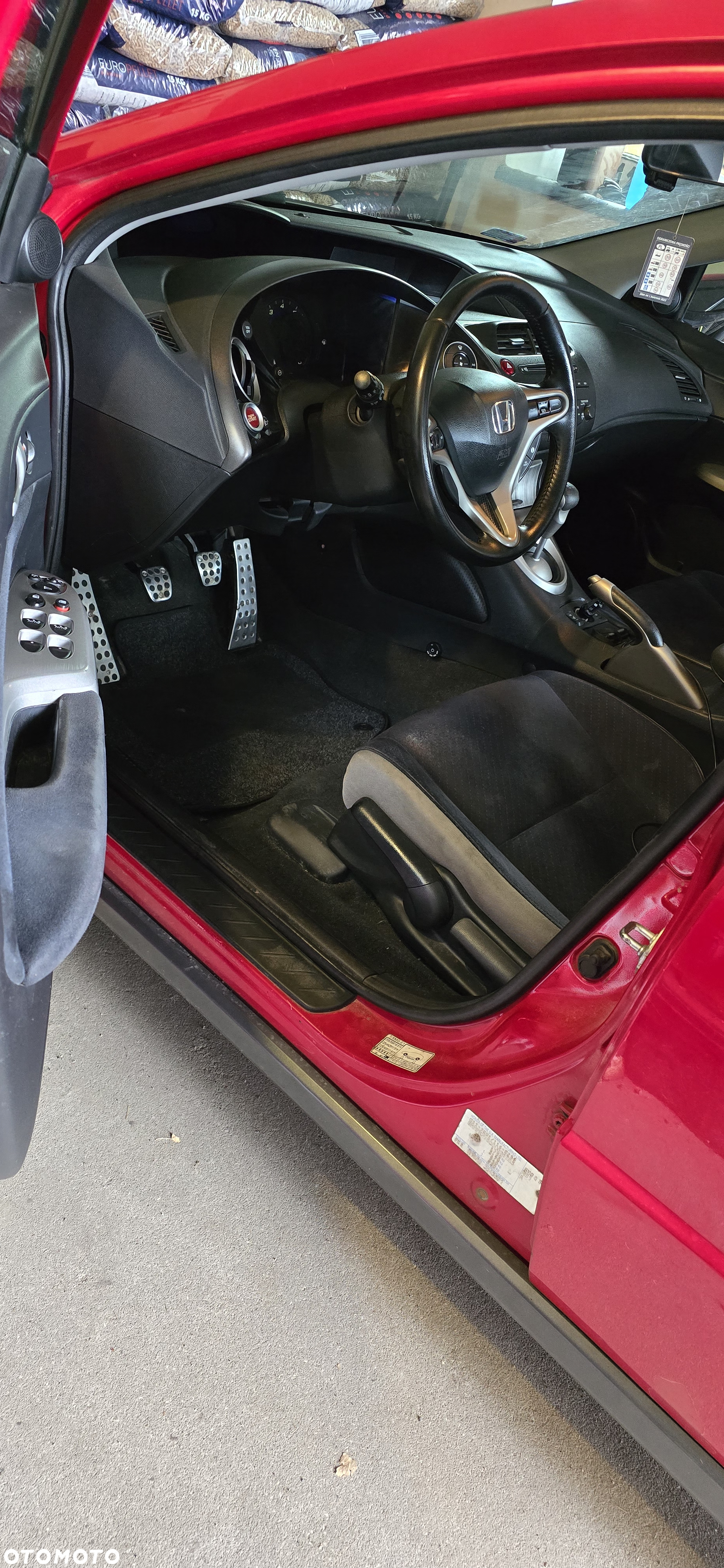 Honda Civic 1.8i-VTEC Sport - 2