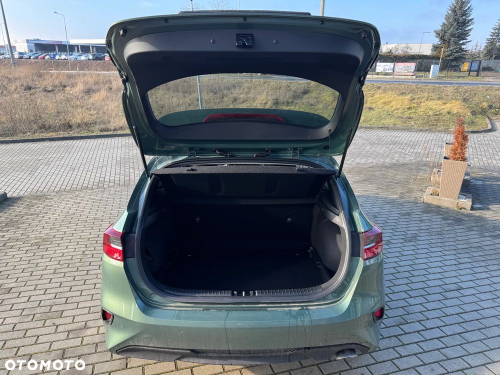 Kia Ceed 1.5 T-GDI M - 7