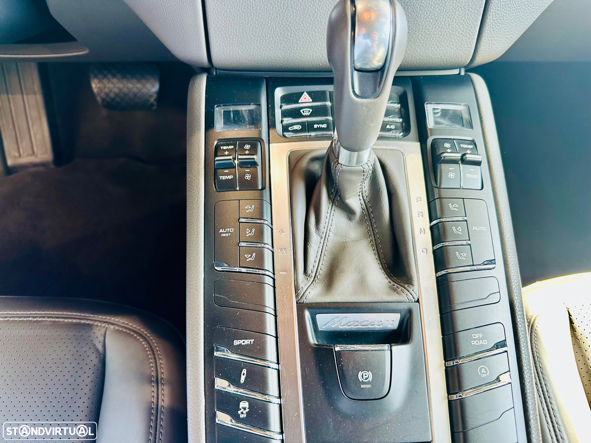 Porsche Macan - 30