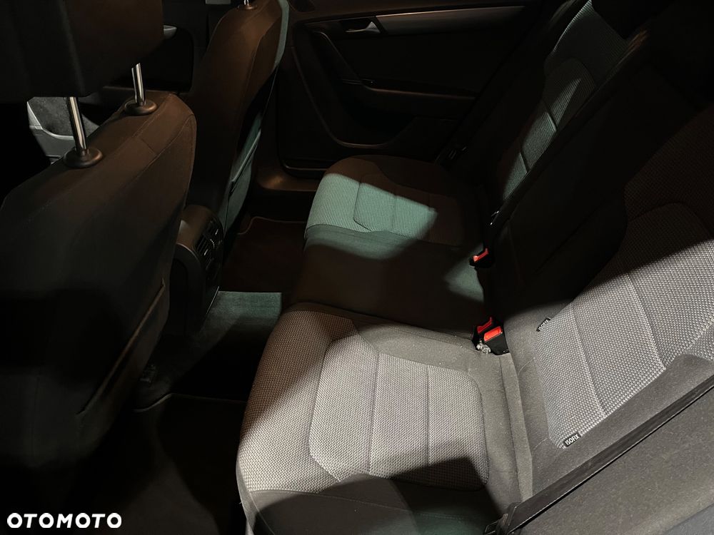 Volkswagen Passat 1.4 TSI BMT Comfortline DSG - 10