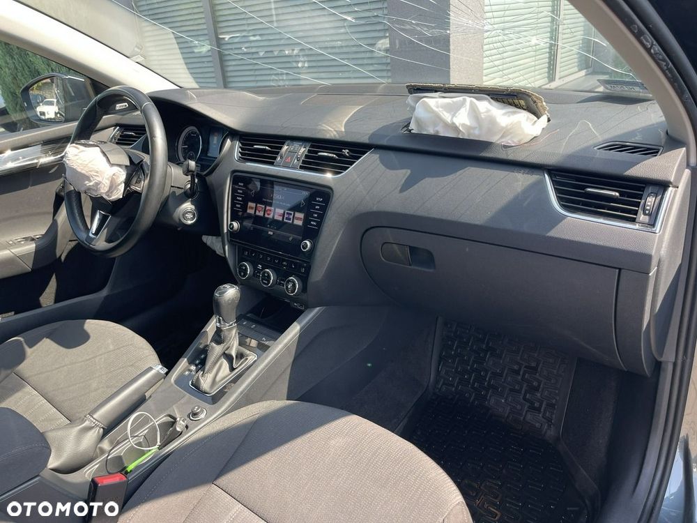 Skoda Octavia 2.0 TDI DSG Selection Plus - 11