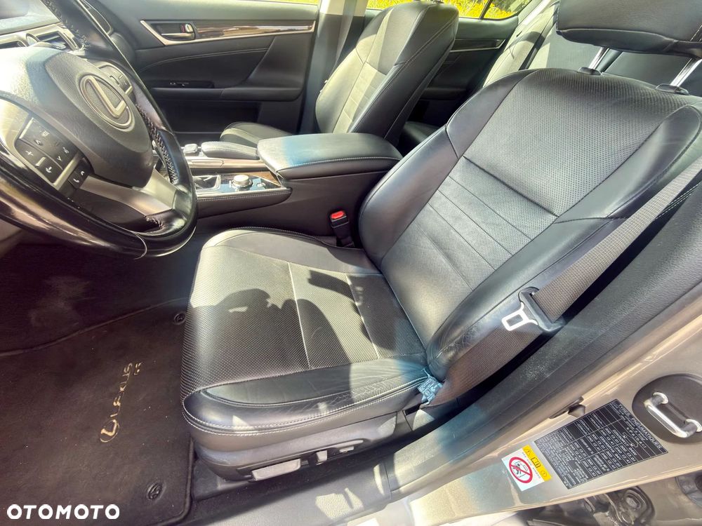 Lexus GS 200t / 300 Elegance - 15