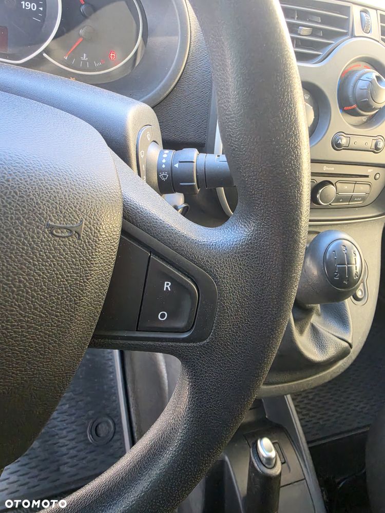 Renault Kangoo - 22