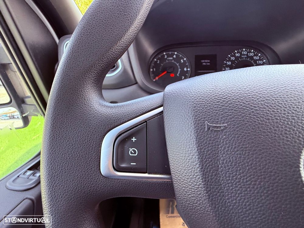 Renault Master 2.3 dCi L3 3.5T CD - 17