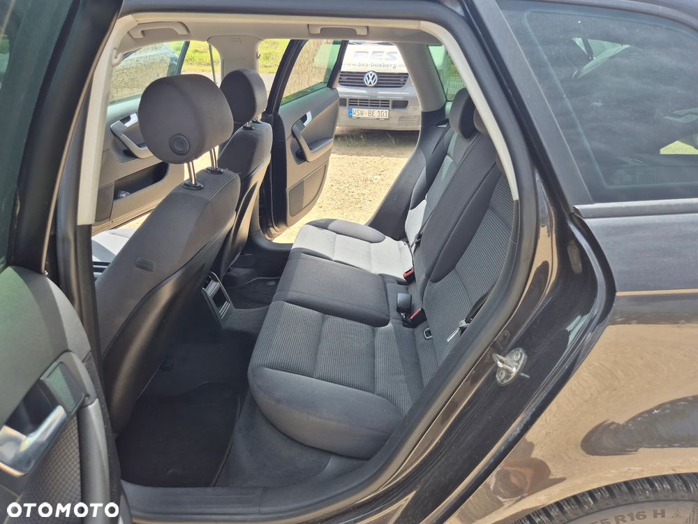 Audi A3 Sportback 1.9 TDI Attraction - 6