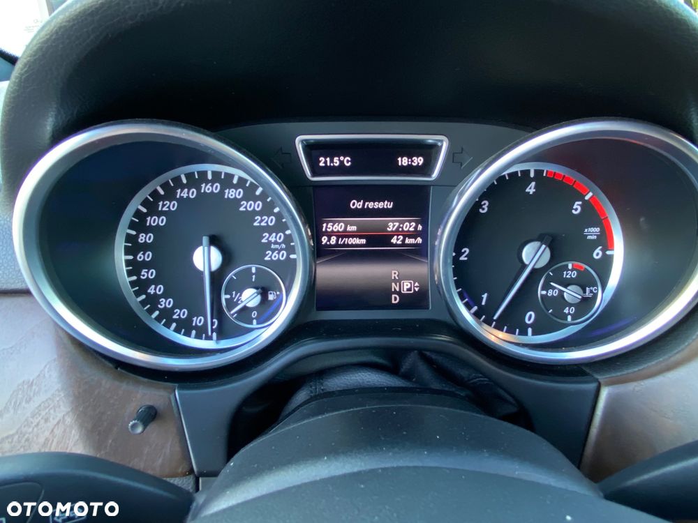 Mercedes-Benz ML - 8