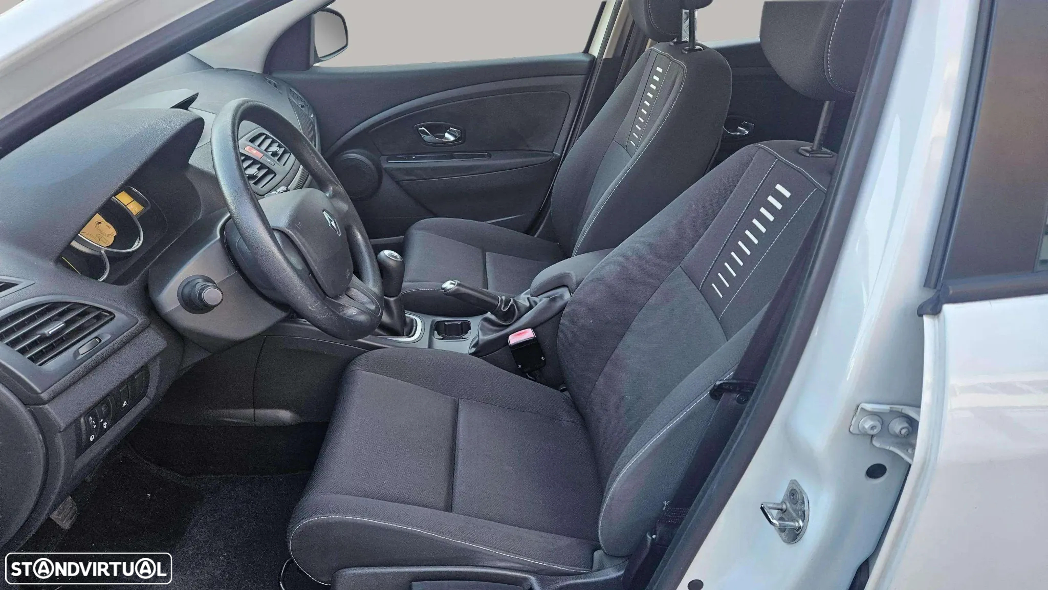 Renault Mégane 1.5 dCi Dynamique - 10