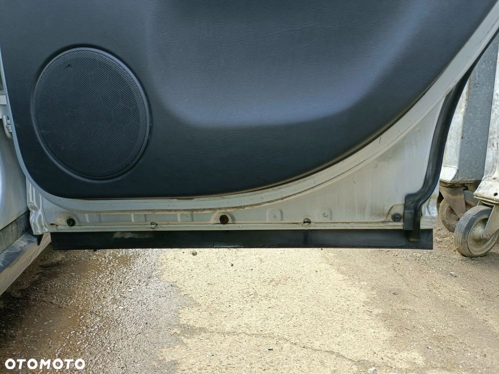 VOLKSWAGEN PASSAT B5 96-05 2004 r. LIFT SEDAN LA7W drzwi prawy tył PT * - 12