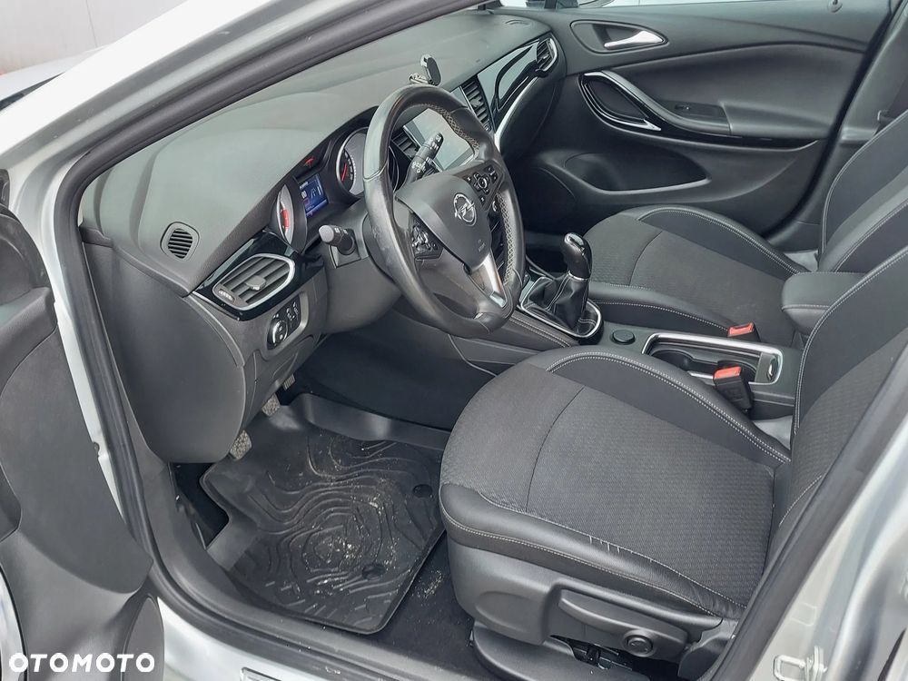 Opel Astra - 18