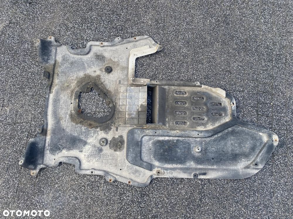 POKRYWA OSŁONA POD SILNIK SKRZYNIE PAMPERS BMW E60 E61 - 1