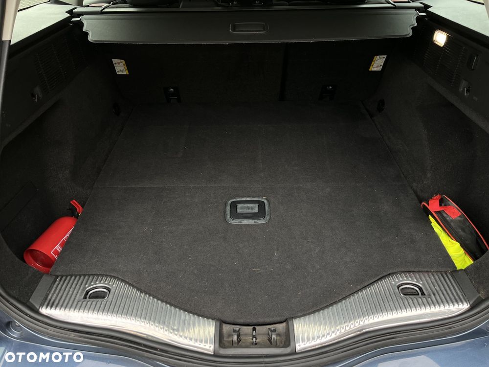 Ford Mondeo 2.0 EcoBlue Titanium - 31
