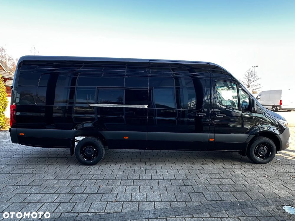 Mercedes-Benz Sprinter - 5