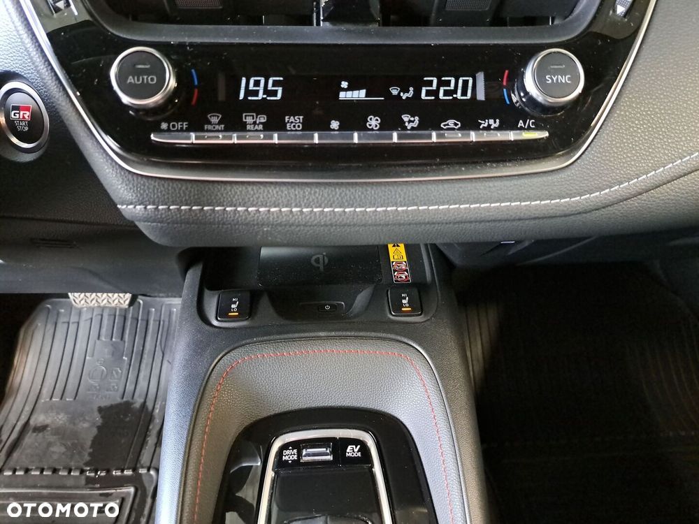 Toyota Corolla 1.8 Hybrid GR Sport - 27