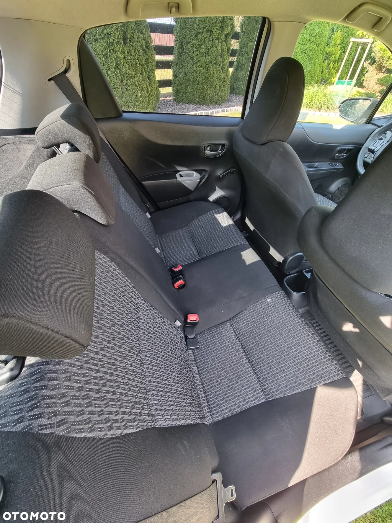 Toyota Yaris - 10