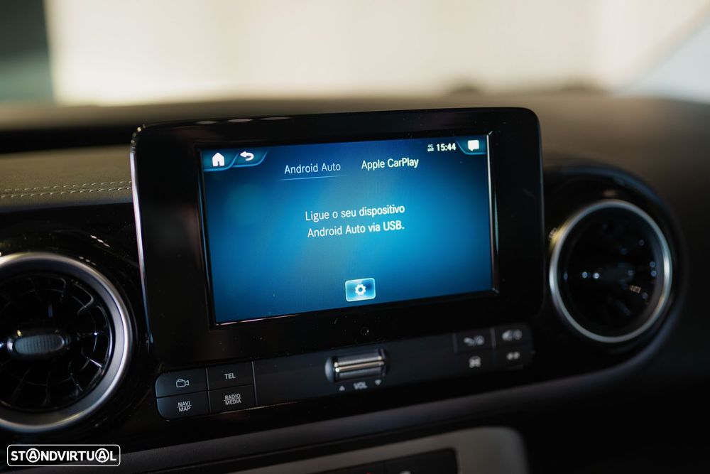 Mercedes-Benz EQT 200 Premium Plus - 50