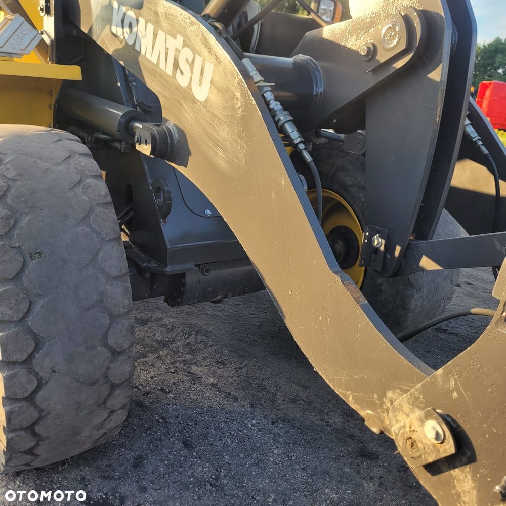 Komatsu WA150PZ - 15