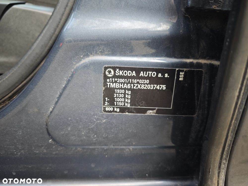 Skoda Octavia 1.6 Combi - 20