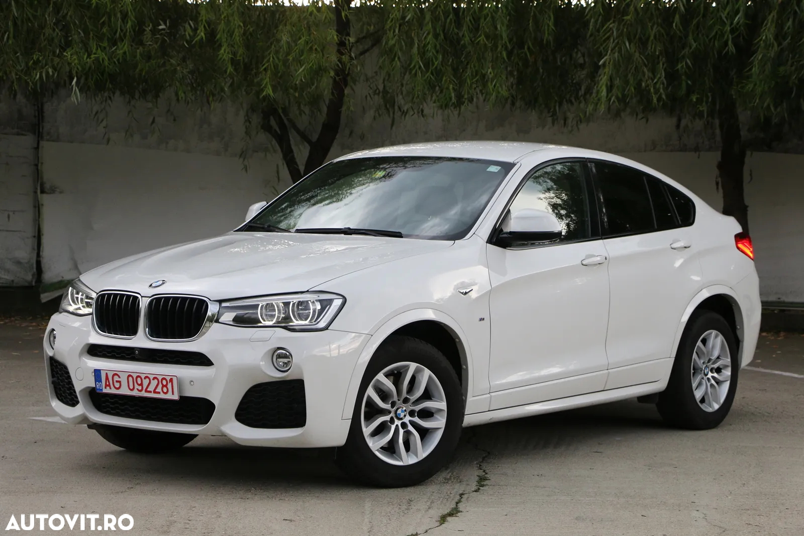 BMW X4 xDrive20d - 12
