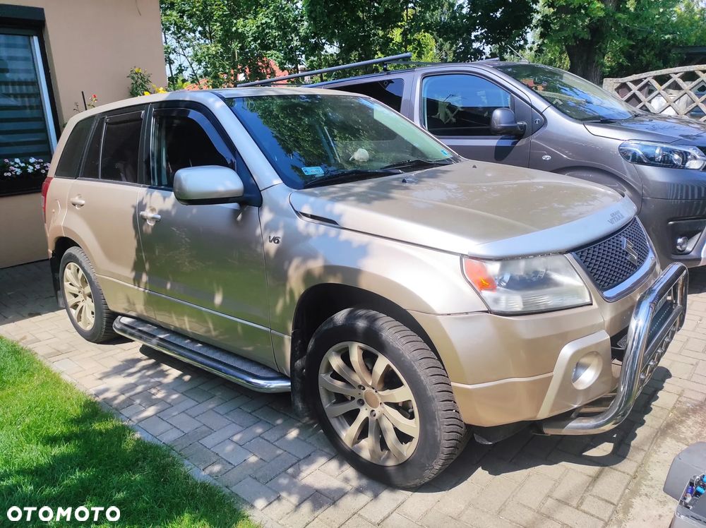 Suzuki Grand Vitara - 1