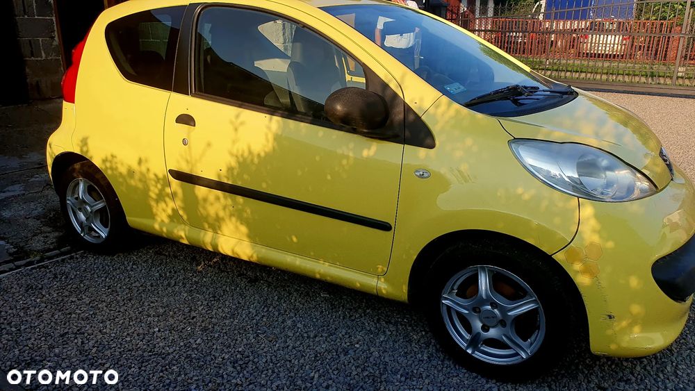 Peugeot 107 1.0 Trendy - 1