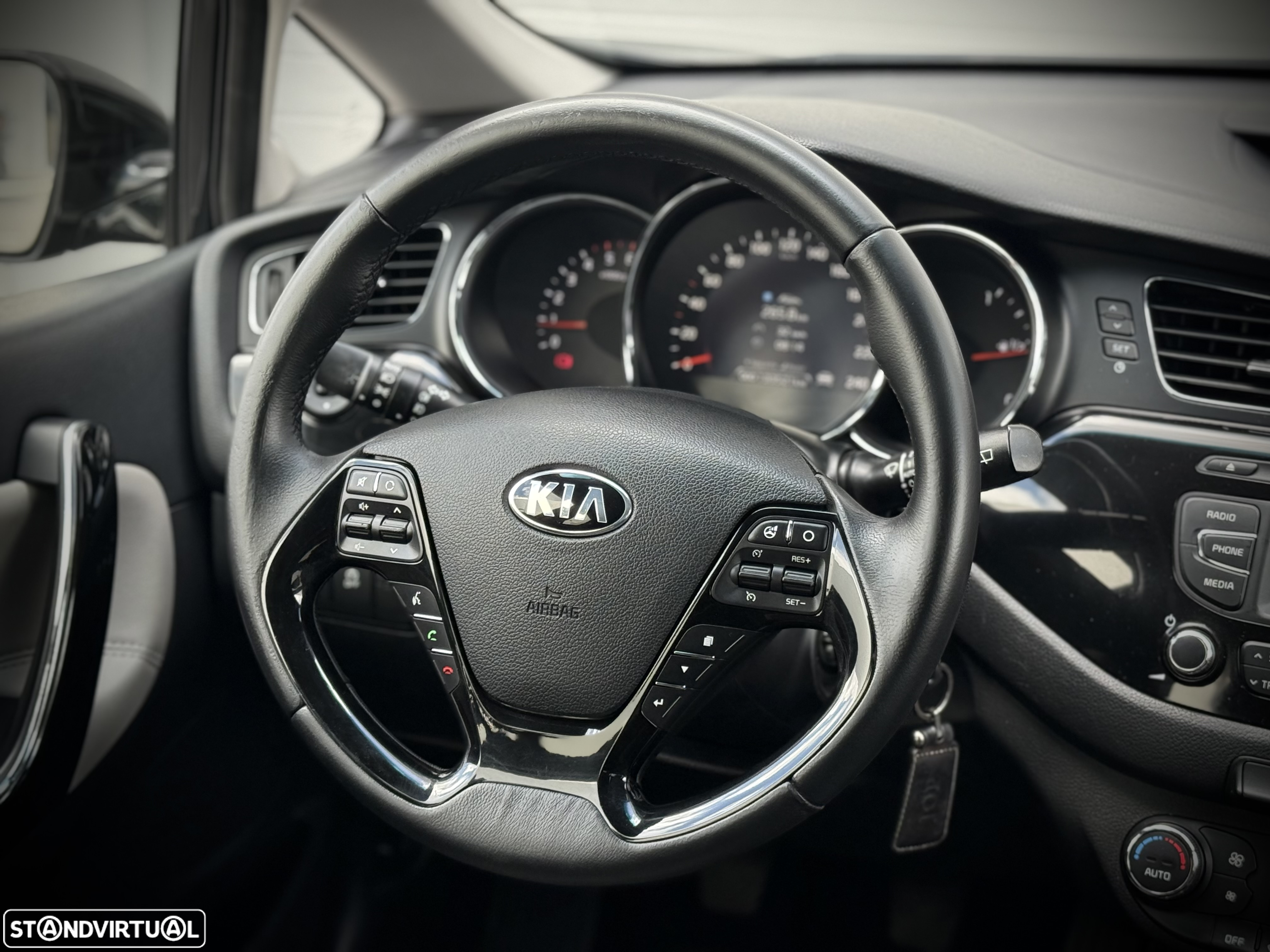 Kia Ceed SW 1.6 CRDi TX Sport - 14