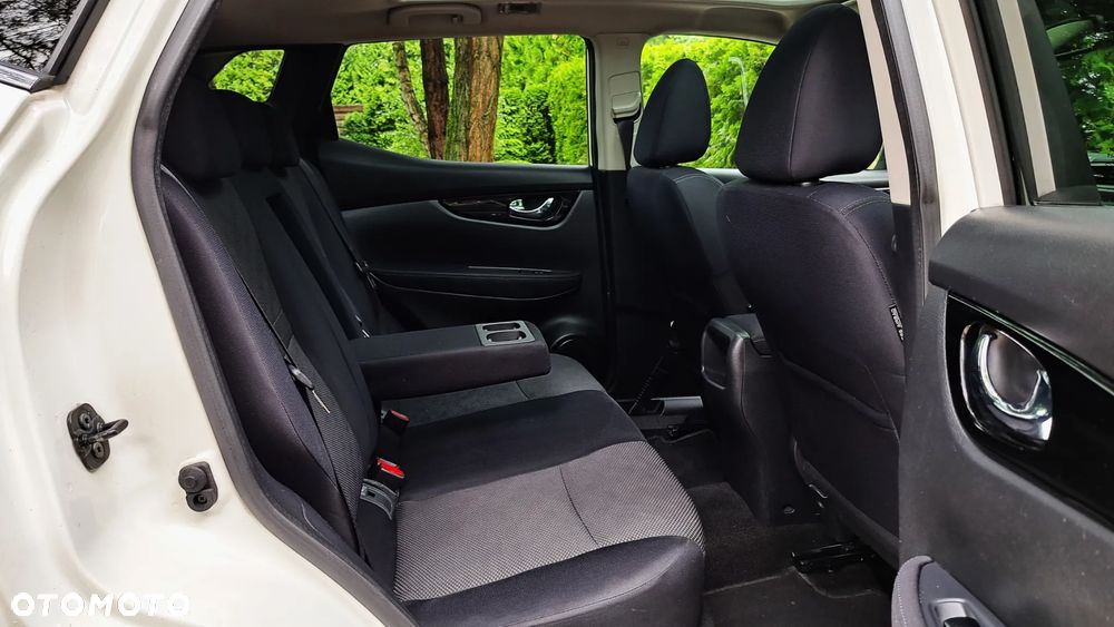 Nissan Qashqai 1.6 dCi Tekna S&S - 18