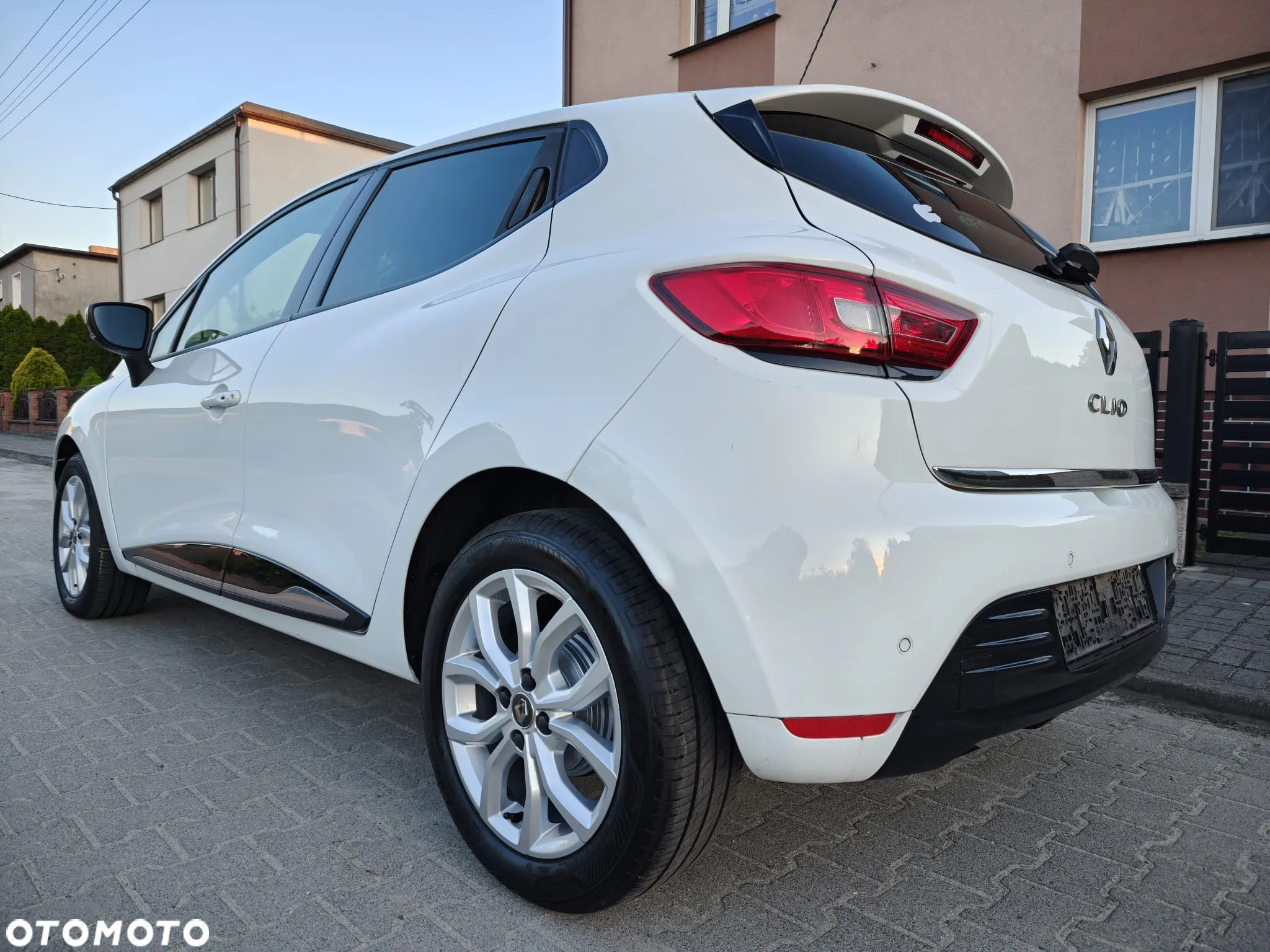Renault Clio - 17