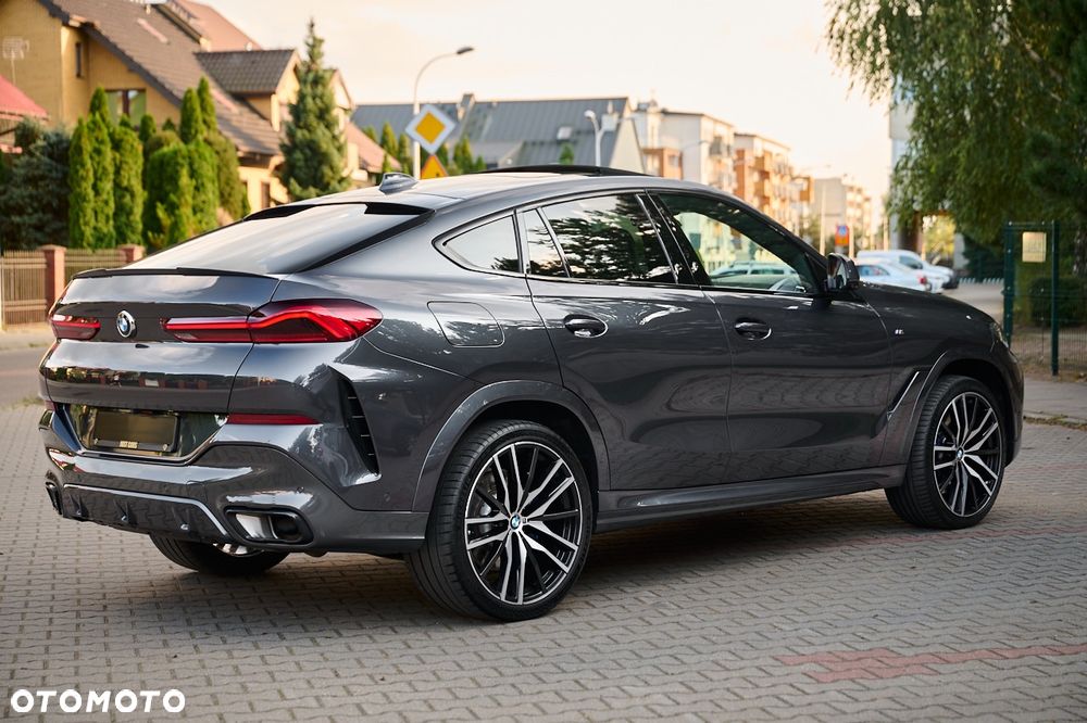 BMW X6 - 13